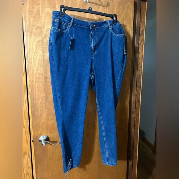 New with tags-size 18 ankle length, skinny fit, high rise jeans. - Picture 2 of 4